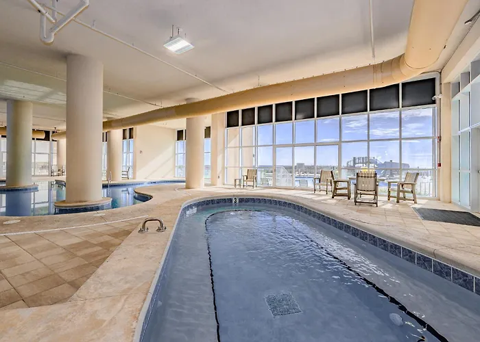 Phoenix Gulf Towers 1104 Apartment *